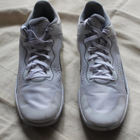 size 16 nike shoes for men